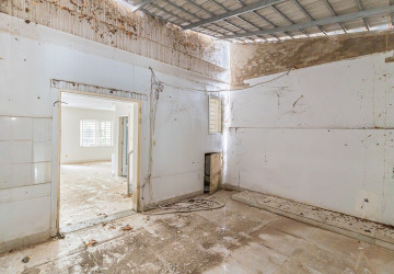 3 Bedroom Linked Villa For Sale - Borey Peng Huoth, Russey Keo, Phnom Penh thumbnail