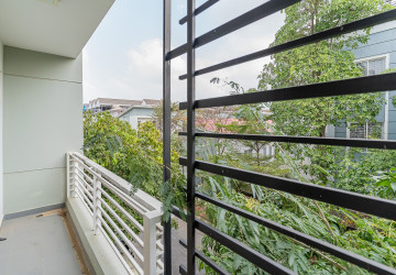 3 Bedroom Linked Villa For Sale - Borey Peng Huoth, Russey Keo, Phnom Penh thumbnail