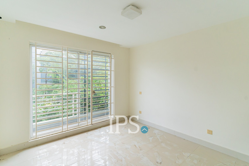 3 Bedroom Linked Villa For Sale - Borey Peng Huoth, Russey Keo, Phnom Penh