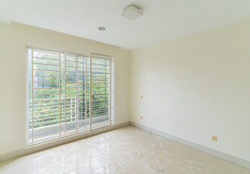 3 Bedroom Linked Villa For Sale - Borey Peng Huoth, Russey Keo, Phnom Penh thumbnail