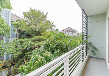 3 Bedroom Linked Villa For Sale - Borey Peng Huoth, Russey Keo, Phnom Penh thumbnail