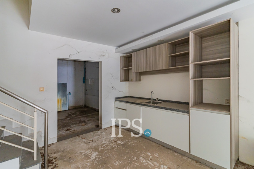 3 Bedroom Linked Villa For Sale - Borey Peng Huoth, Russey Keo, Phnom Penh