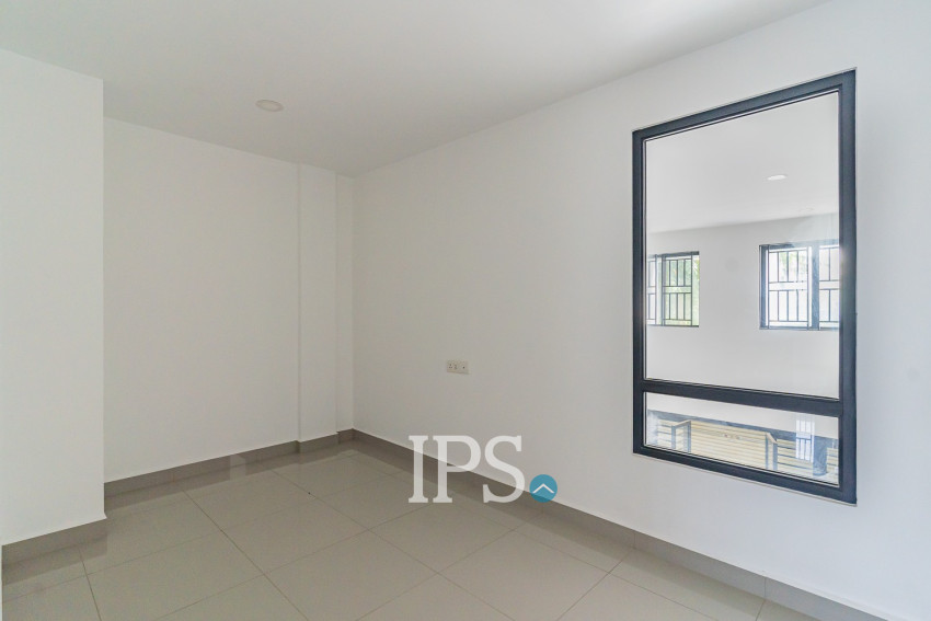 5 Bedroom Shophouse For Sale - Chip Mong Park Land, Sen Sok, Phnom Penh
