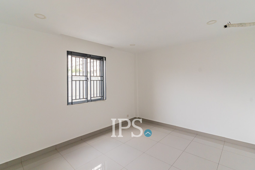5 Bedroom Shophouse For Sale - Chip Mong Park Land, Sen Sok, Phnom Penh