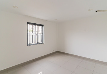 5 Bedroom Shophouse For Sale - Chip Mong Park Land, Sen Sok, Phnom Penh thumbnail