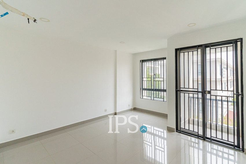 5 Bedroom Shophouse For Sale - Chip Mong Park Land, Sen Sok, Phnom Penh