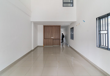 5 Bedroom Shophouse For Sale - Chip Mong Park Land, Sen Sok, Phnom Penh thumbnail