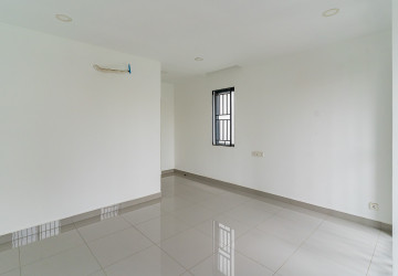 5 Bedroom Shophouse For Sale - Chip Mong Park Land, Sen Sok, Phnom Penh thumbnail