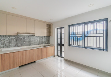 5 Bedroom Shophouse For Sale - Chip Mong Park Land, Sen Sok, Phnom Penh thumbnail