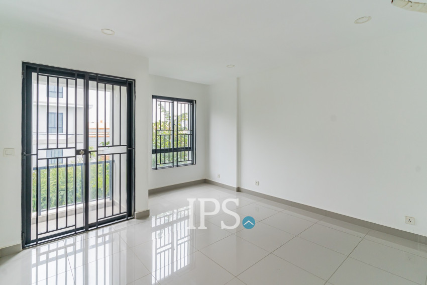 5 Bedroom Shophouse For Sale - Chip Mong Park Land, Sen Sok, Phnom Penh
