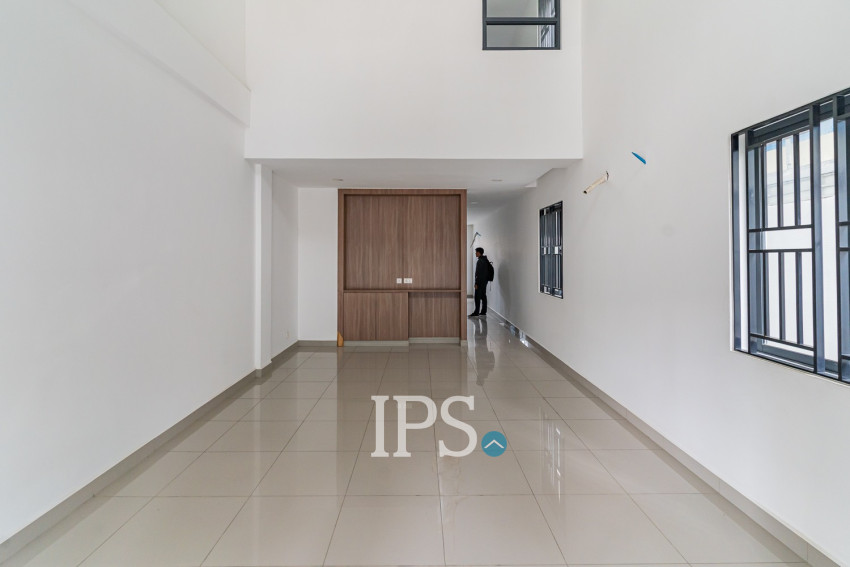 5 Bedroom Shophouse For Sale - Chip Mong Park Land, Sen Sok, Phnom Penh