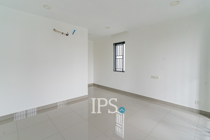 5 Bedroom Shophouse For Sale - Chip Mong Park Land, Sen Sok, Phnom Penh