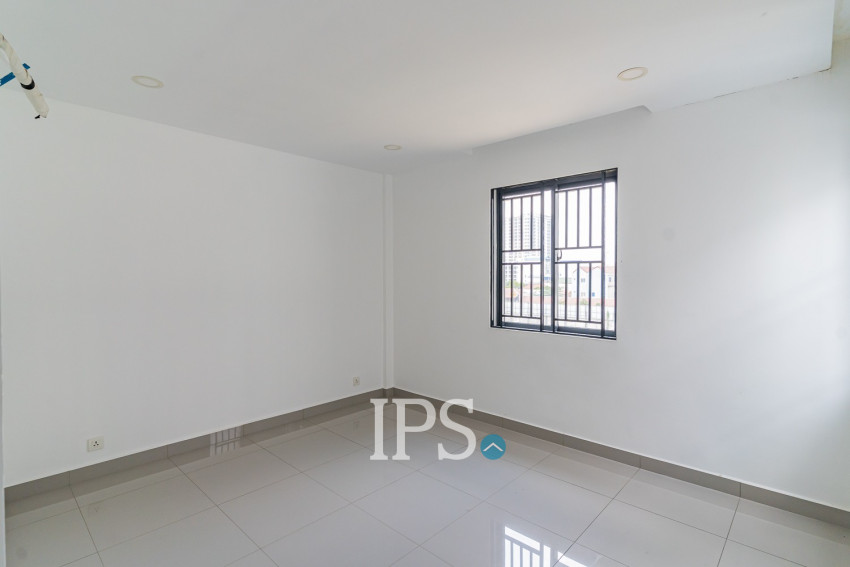 5 Bedroom Shophouse For Sale - Chip Mong Park Land, Sen Sok, Phnom Penh