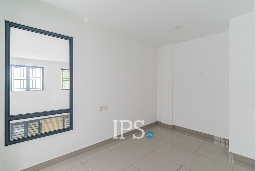 5 Bedroom Shophouse For Sale - Chip Mong Park Land, Sen Sok, Phnom Penh