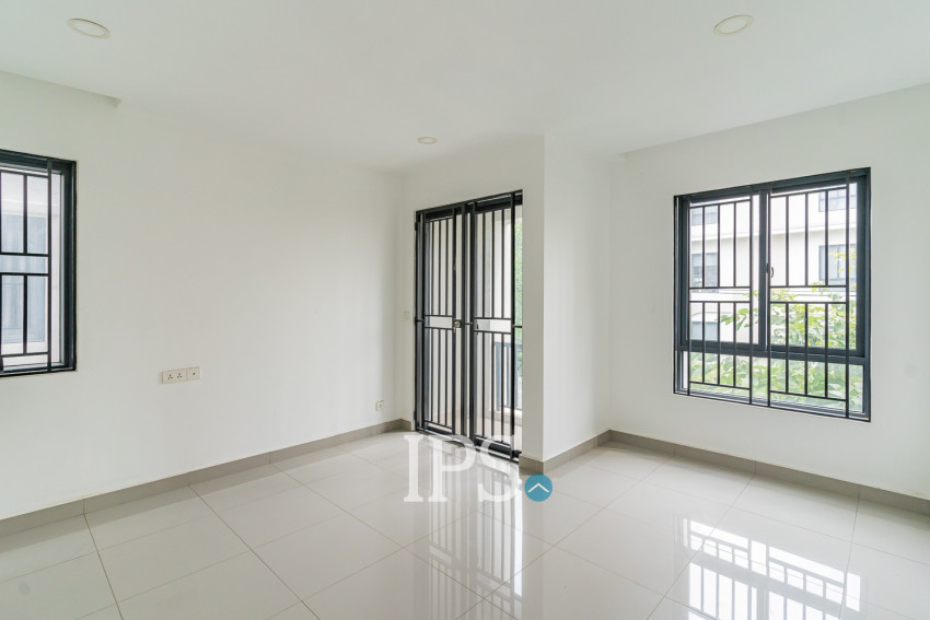 5 Bedroom Shophouse For Sale - Chip Mong Park Land, Sen Sok, Phnom Penh