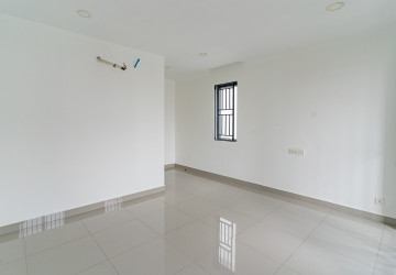 5 Bedroom Shophouse For Sale - Chip Mong Park Land, Sen Sok, Phnom Penh thumbnail