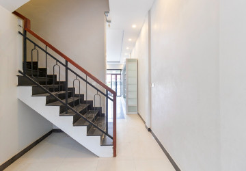 4 Bedroom Shophouse For Rent - Svay Dangkum, Siem Reap thumbnail