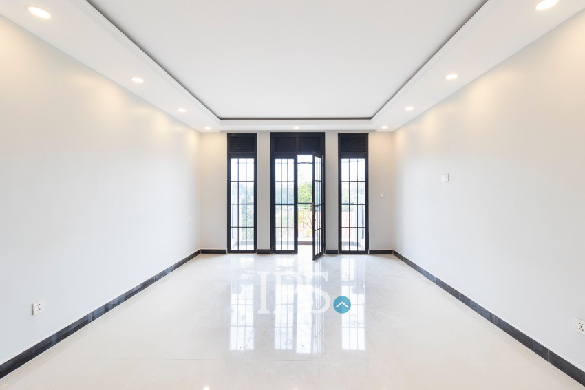 4 Bedroom Shophouse For Rent - Svay Dangkum, Siem Reap