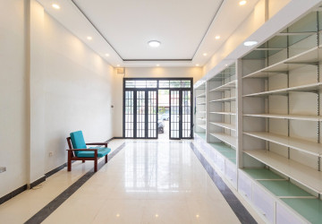 4 Bedroom Shophouse For Rent - Svay Dangkum, Siem Reap thumbnail