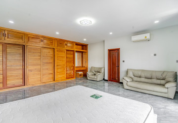 40 units Commercial Building For Rent - Olympic, Phnom Penh thumbnail