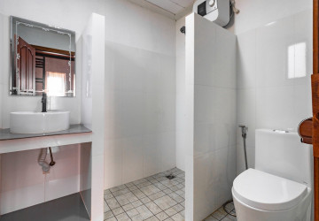 3 Bedroom House For Rent - Sala Kamreuk, Siem Reap thumbnail