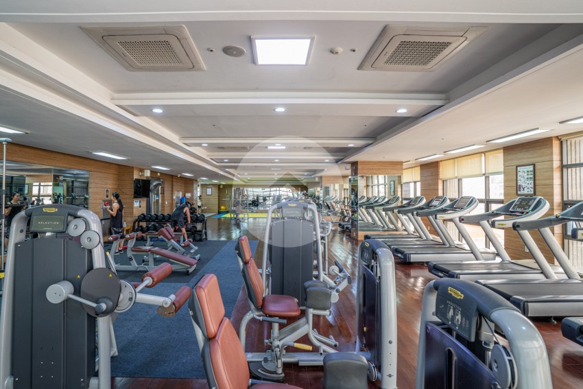 21st Floor 3 Bedroom Condo For Sale - DeCastle Royal, BKK1, Phnom Penh