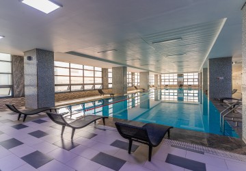 21st Floor 3 Bedroom Condo For Sale - DeCastle Royal, BKK1, Phnom Penh thumbnail