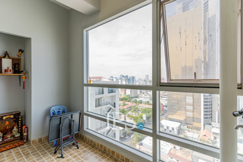 21st Floor 3 Bedroom Condo For Sale - DeCastle Royal, BKK1, Phnom Penh