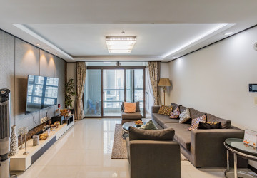 21st Floor 3 Bedroom Condo For Sale - DeCastle Royal, BKK1, Phnom Penh thumbnail