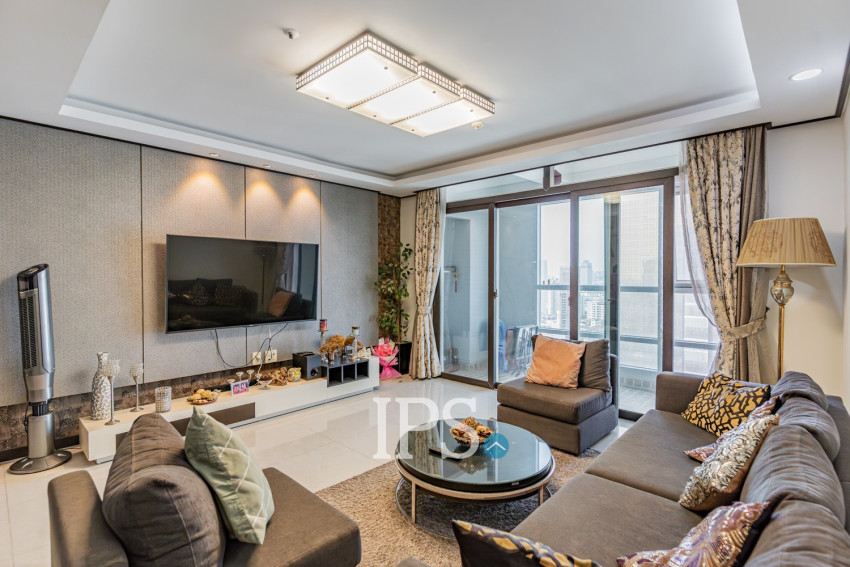 21st Floor 3 Bedroom Condo For Sale - DeCastle Royal, BKK1, Phnom Penh