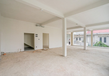 620 Sqm Commercial Building For Rent - Boeung Kak 1, Phnom Penh thumbnail