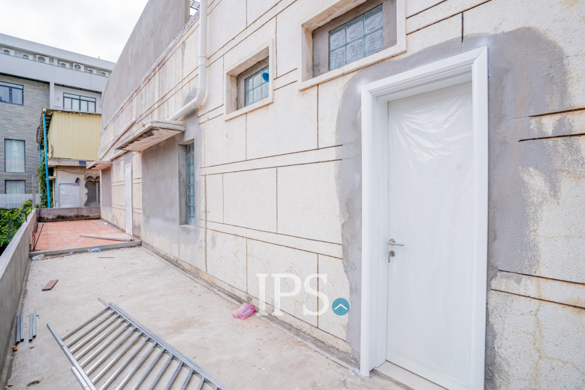 620 Sqm Commercial Building For Rent - Boeung Kak 1, Phnom Penh