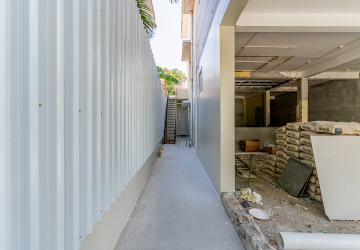 620 Sqm Commercial Building For Rent - Boeung Kak 1, Phnom Penh thumbnail