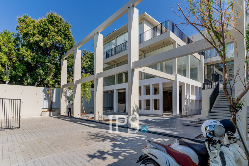 620 Sqm Commercial Building For Rent - Boeung Kak 1, Phnom Penh