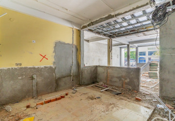620 Sqm Commercial Building For Rent - Boeung Kak 1, Phnom Penh thumbnail