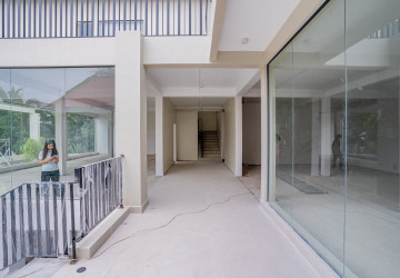 620 Sqm Commercial Building For Rent - Boeung Kak 1, Phnom Penh thumbnail