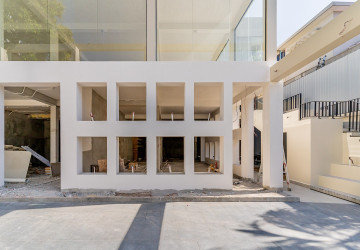 156 Sqm  Retail Space For Rent - Boeung Kak 1, Phnom Penh thumbnail