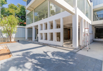 156 Sqm  Retail Space For Rent - Boeung Kak 1, Phnom Penh thumbnail