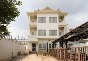 4 Bedroom House For Rent - Slor Kram, Siem Reap thumbnail