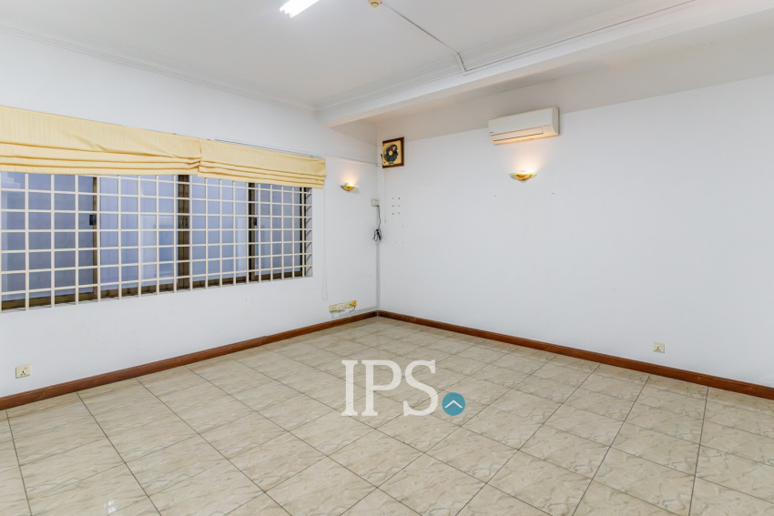 5 Bedroom Villa For Rent - BKK1, Phnom Penh