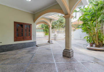 5 Bedroom Villa For Rent - BKK1, Phnom Penh thumbnail