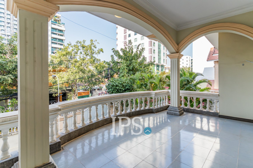 5 Bedroom Villa For Rent - BKK1, Phnom Penh