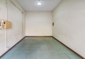 5 Bedroom Villa For Rent - BKK1, Phnom Penh thumbnail