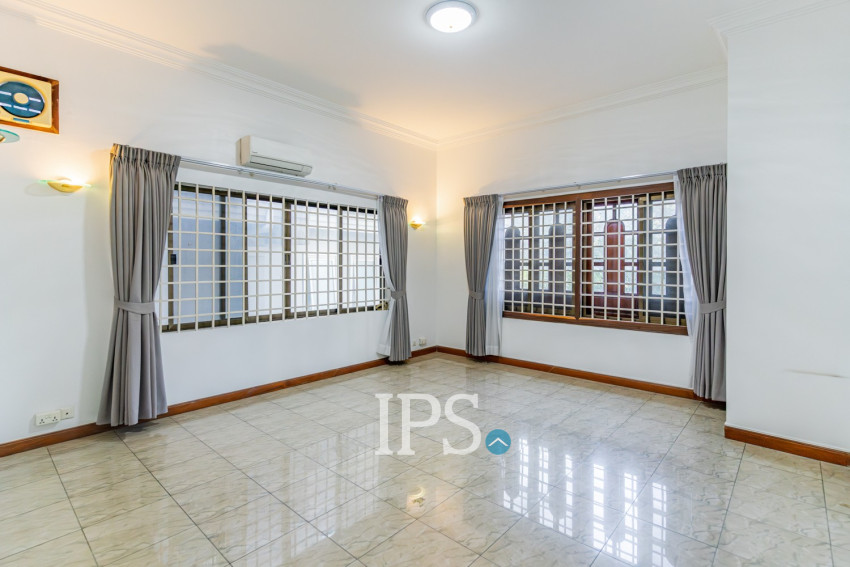 5 Bedroom Villa For Rent - BKK1, Phnom Penh