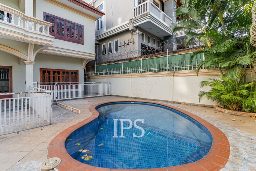 5 Bedroom Villa For Rent - BKK1, Phnom Penh