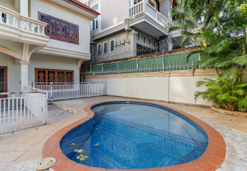5 Bedroom Villa For Rent - BKK1, Phnom Penh thumbnail