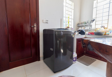 2 Bedroom House For Rent - Kandaek, Prasat Bakong, Siem Reap thumbnail