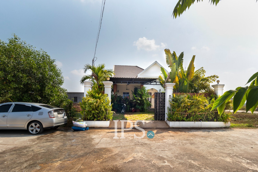 2 Bedroom House For Rent - Kandaek, Prasat Bakong, Siem Reap