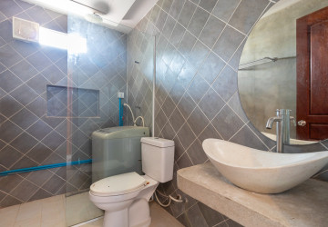 1 Bedroom Apartment For Rent - Svay Dangkum, Siem Reap thumbnail