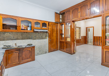 6 Bedroom Villa For Rent - BKK1, Phnom Penh thumbnail